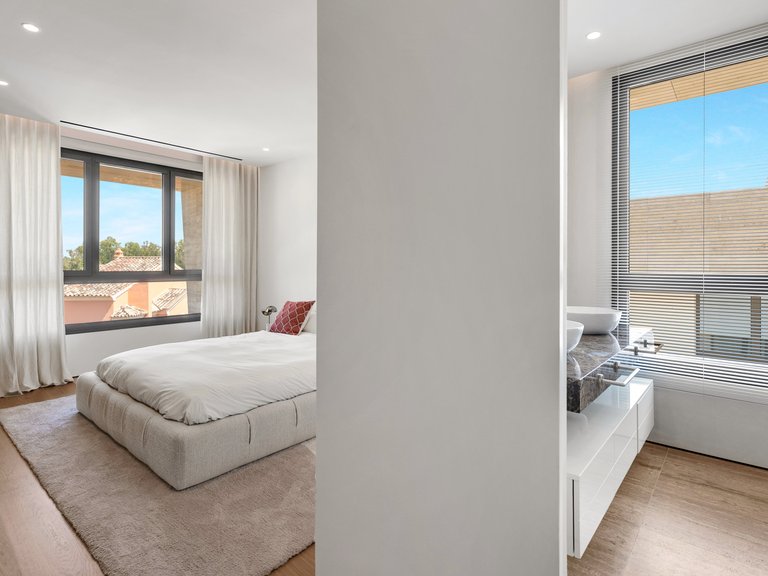 Penthouse for Sale in Marbella Golden Mile, Marbella, Malaga 12