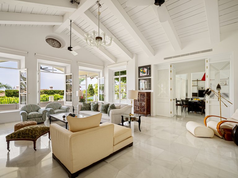 Villa for Sale in Marbella Golden Mile, Marbella, Malaga 7