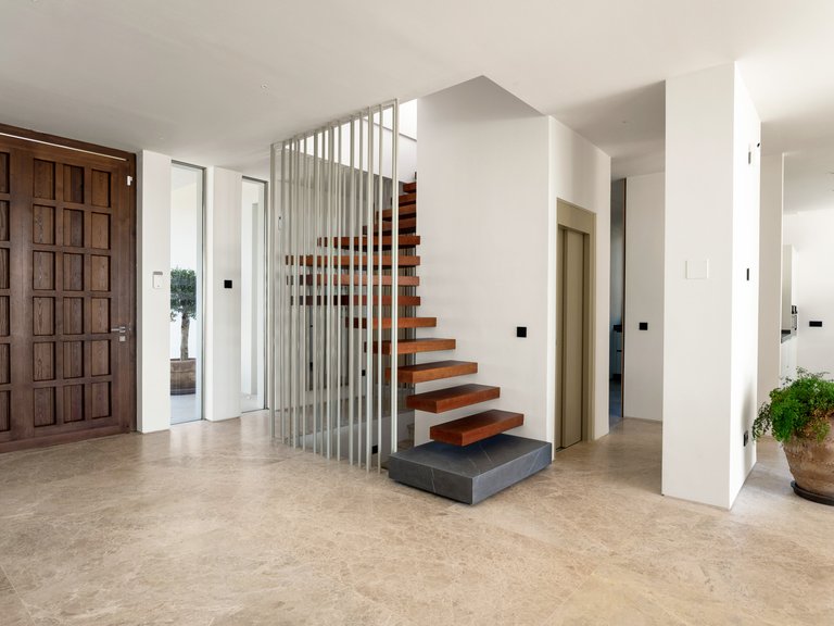 Villa for Sale in Nueva Andalucia, Marbella, Malaga 12