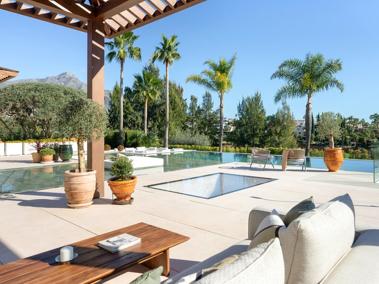 Villa for Sale in Nueva Andalucia, Marbella, Malaga 28