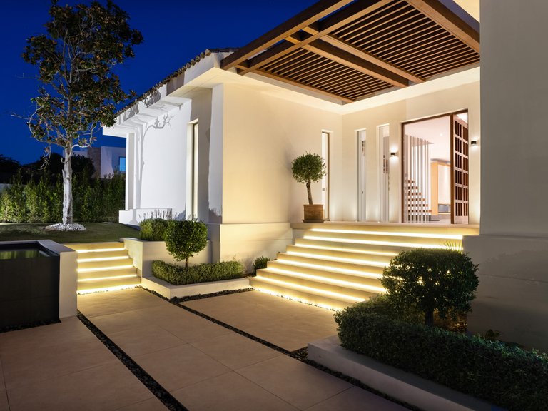Villa for Sale in Nueva Andalucia, Marbella, Malaga 4