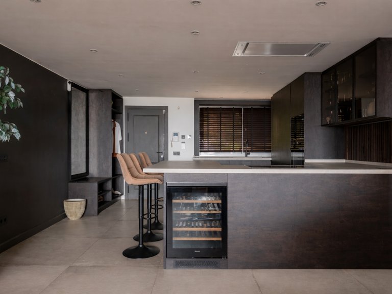 Apartment for Sale in Nueva Andalucia, Marbella, Malaga 19