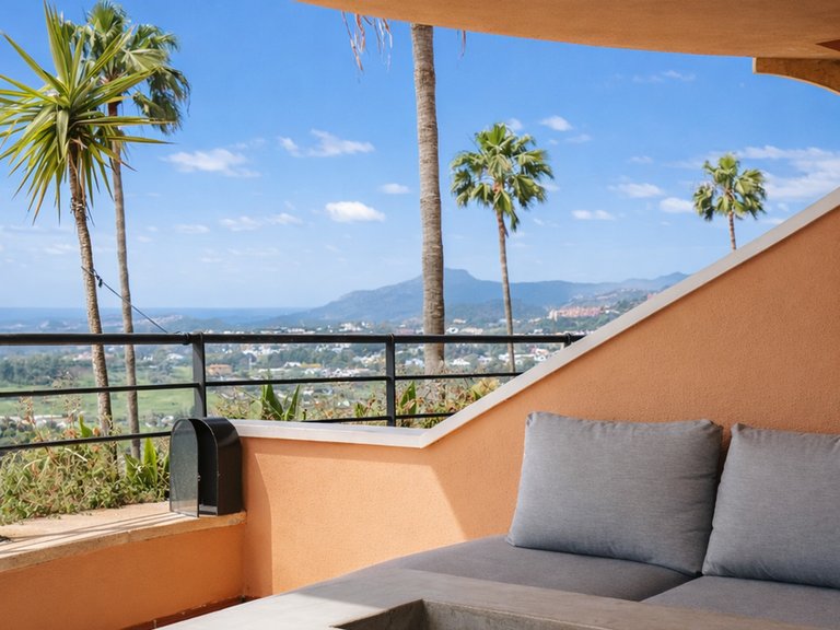 Apartment for Sale in Nueva Andalucia, Marbella, Malaga 6