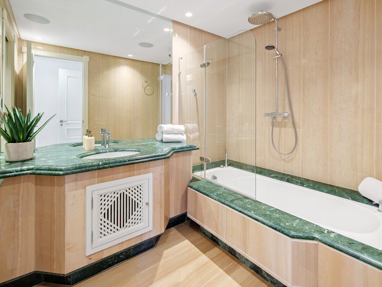 Town House for Sale in Marbella Este, Marbella, Malaga 26