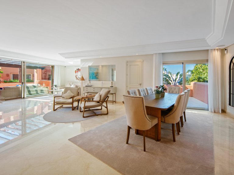 Town House for Sale in Marbella Este, Marbella, Malaga 7