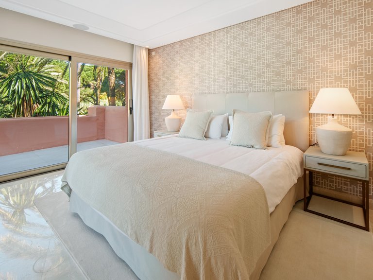 Town House for Sale in Marbella Este, Marbella, Malaga 11