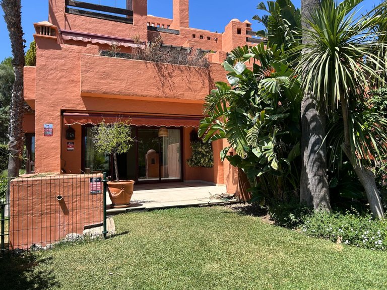 Town House for Sale in Marbella Golden Mile, Marbella, Malaga 23