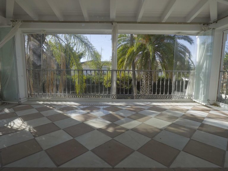 Villa for Sale in Marbella Golden Mile, Marbella, Malaga 13