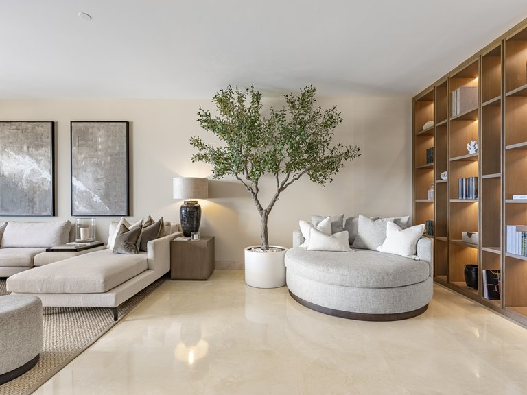 Penthouse for Sale in La Quinta, Benahavis, Malaga 13