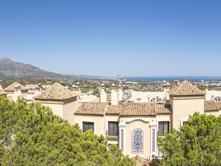 Penthouse for Sale in La Quinta, Benahavis, Malaga 46