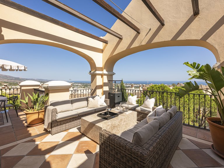 Penthouse for Sale in La Quinta, Benahavis, Malaga 27