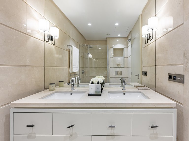 Penthouse for Sale in La Quinta, Benahavis, Malaga 38