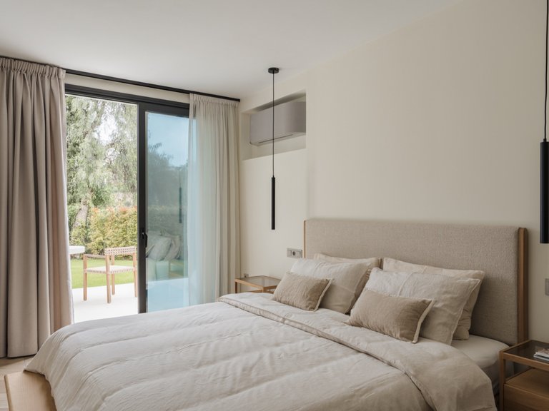 Villa for Sale in Nueva Andalucia, Marbella, Malaga 19