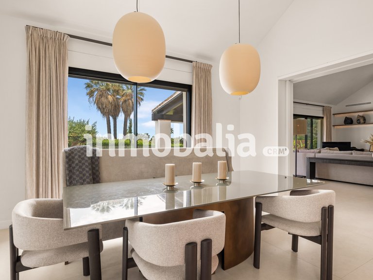 Villa for Sale in Marbella Golden Mile, Marbella, Malaga 6