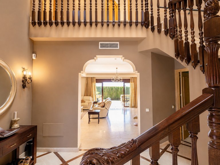 Villa for Sale in La Quinta, Benahavis, Malaga 14