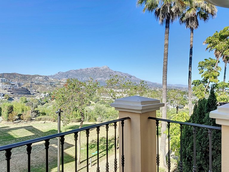 Apartment for Sale  in Benahavis, Malaga 31
