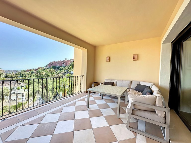 Apartment for Sale  in Benahavis, Malaga 9