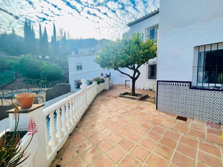 Villa for Sale  in Benahavis, Malaga 4