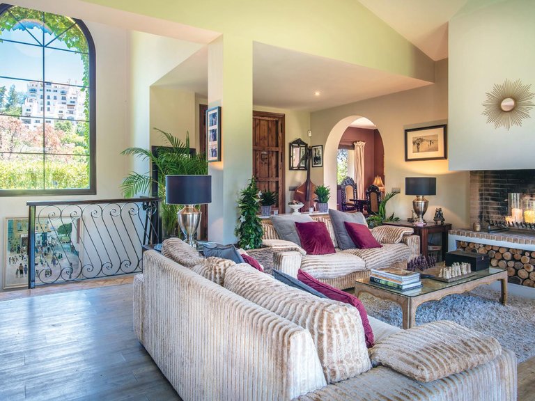 Villa for Sale  in Estepona, Malaga 9