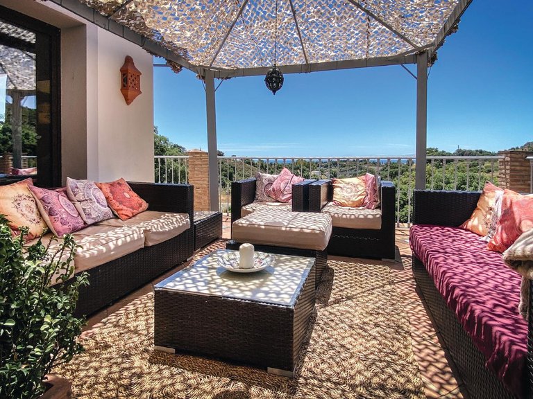 Villa for Sale  in Estepona, Malaga 6