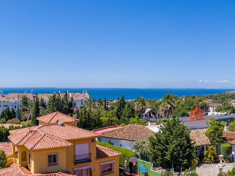 Villa for Sale  in Marbella, Malaga 3