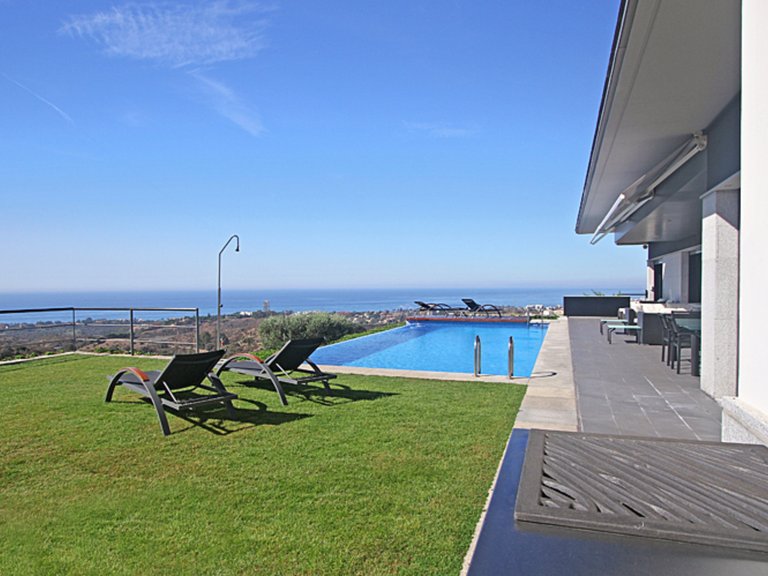 Villa for Sale  in Marbella, Malaga 4