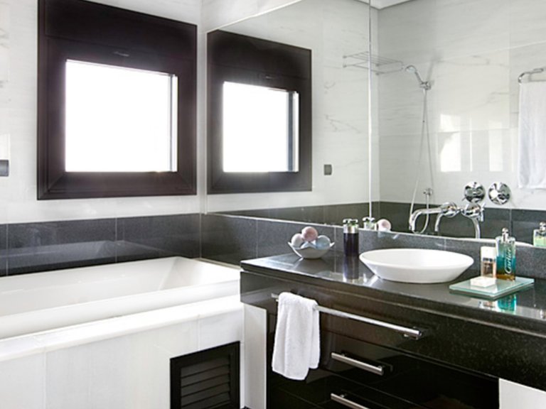 Villa for Sale  in Marbella, Malaga 29