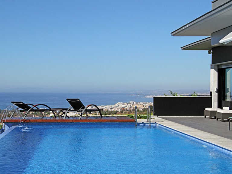 Villa for Sale  in Marbella, Malaga 1