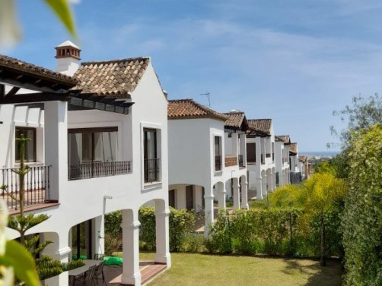 Villa for Sale  in Estepona, Malaga 2