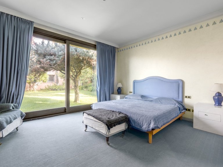 Villa for Sale  in Estepona, Malaga 21
