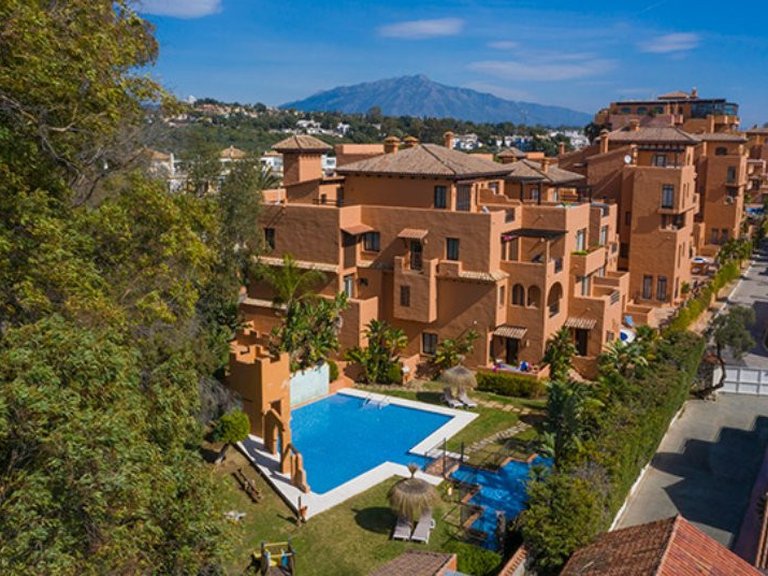 Apartment for Sale  in Estepona, Malaga 2