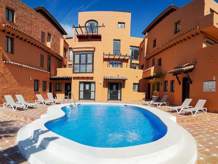 Apartment for Sale  in Estepona, Malaga 1