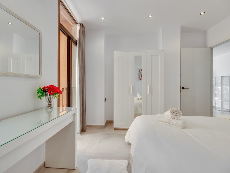 Apartment for Sale  in Estepona, Malaga 18