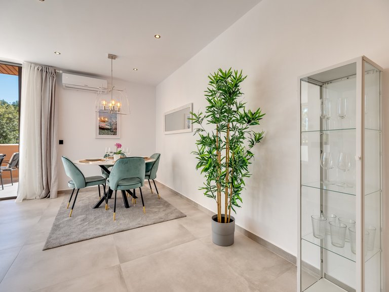 Apartment for Sale  in Estepona, Malaga 12