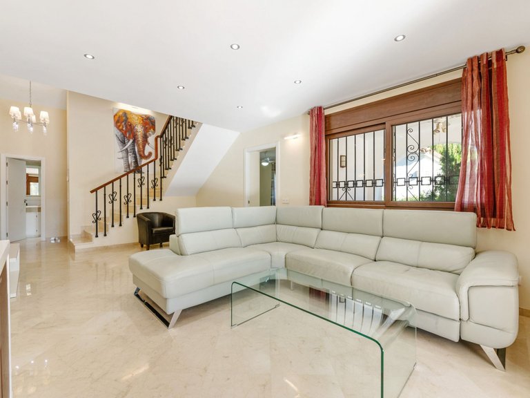 Villa for Sale  in Estepona, Malaga 5