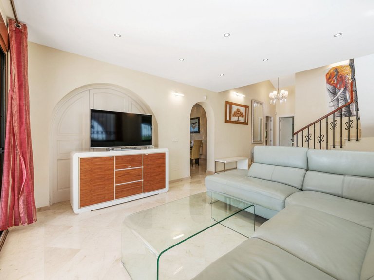 Villa for Sale  in Estepona, Malaga 4