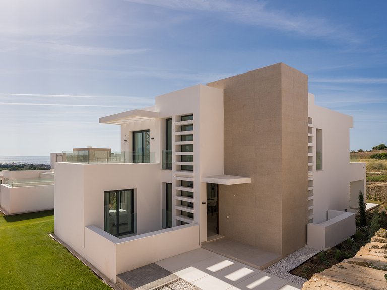 Villa for Sale  in Estepona, Malaga 3