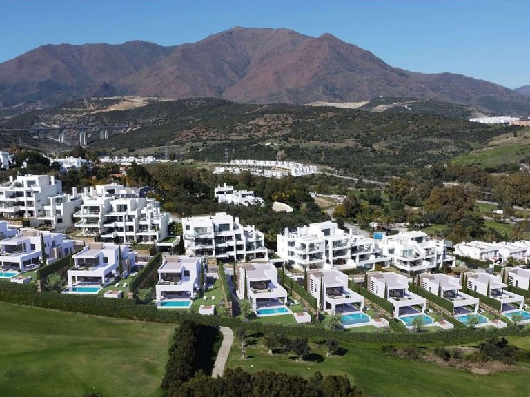 Villa for Sale  in Estepona, Malaga 2