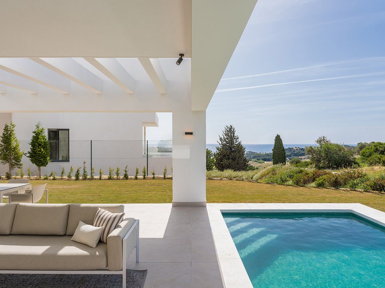 Villa for Sale  in Estepona, Malaga 11