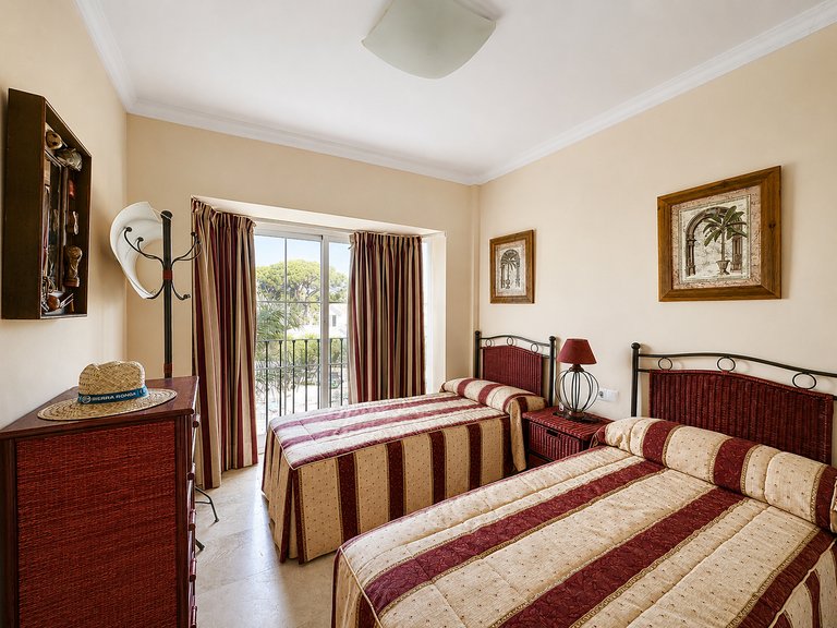 Apartment for Sale  in Marbella, Malaga 17