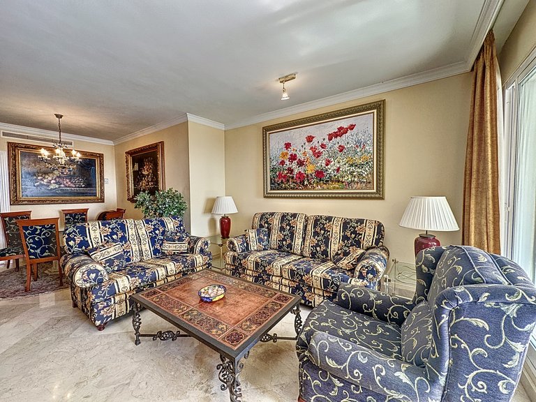 Apartment for Sale  in Marbella, Malaga 5