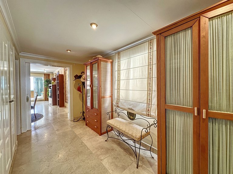 Apartment for Sale  in Marbella, Malaga 13