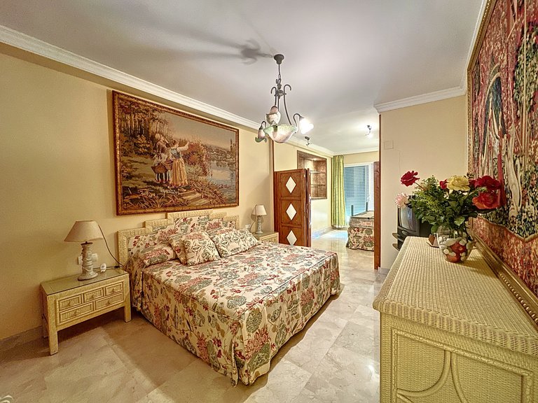 Apartment for Sale  in Marbella, Malaga 15
