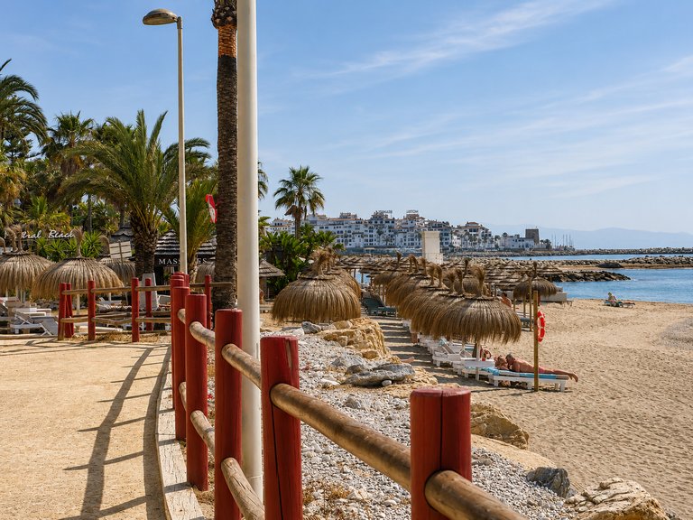 Apartment for Sale  in Marbella, Malaga 23