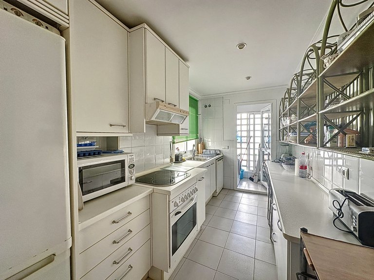 Apartment for Sale  in Marbella, Malaga 12