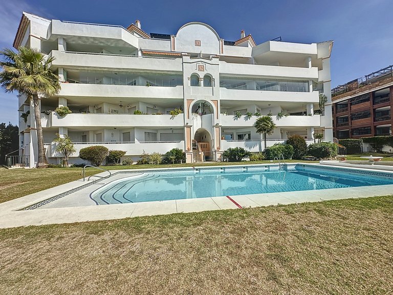 Apartment for Sale  in Marbella, Malaga 23