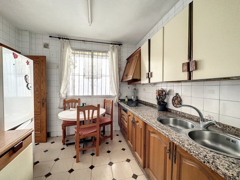 Town House for Sale  in Estepona, Malaga 15