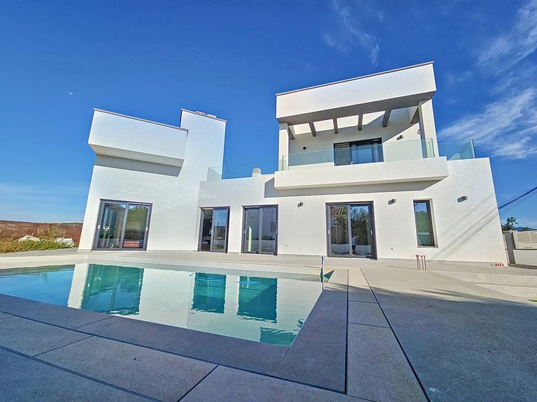 Villa for Sale  in Estepona, Malaga 23