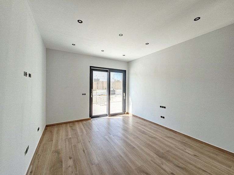 Villa for Sale  in Estepona, Malaga 11