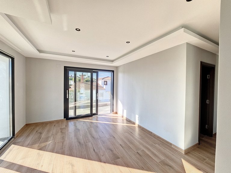 Villa for Sale  in Estepona, Malaga 18